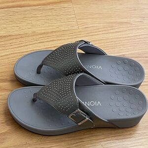 VIONIC PACIFIC NAPLES